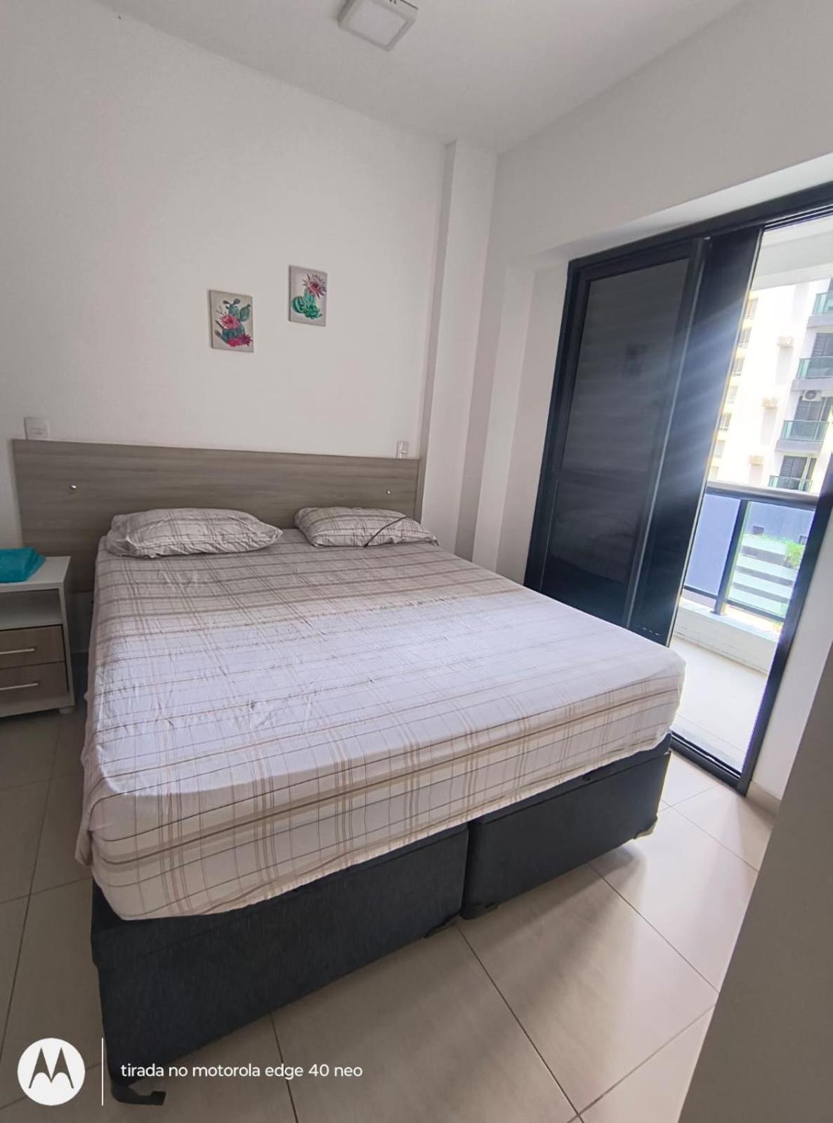 Apartamento Flat Praia Pitangueiras No Гуаружа Екстериор снимка